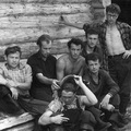Встреча двух отрядов. Первый ряд: М.Г. Демьянович, Р.А. Курушин. Второй ряд: В. Жилкин, Н.Я. Волянюк, С.Д. Хилько, Ю.Бойко, В.А. Твердохлебов. 50-е гг.