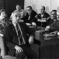 1988 г. - Лауреаты Премии Совета министров СССР. Левая сторона: Н.А. Логачев, Л.А. Мишарина, С.И. Шерман. Правая сторона: Е.В. Пиннекер, В.П. Солоненко, В.М. Кочетков, В.В. Николаев, О.В. Павлов, Р.М. Семенов.